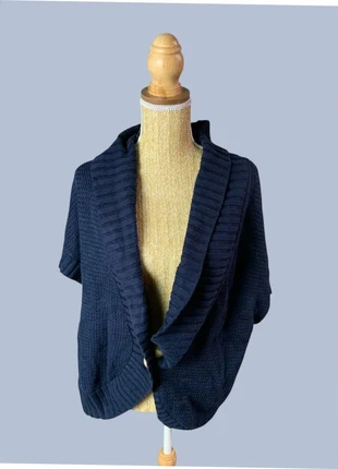 Cardigan Tommy Hilfiger Marine - Taille XL, marque: Tommy Hilfiger, état: Très bon état, taille: XL / 42 / 14, 15,00 €, 16,45 € Protection acheteurs (Pro) incluse