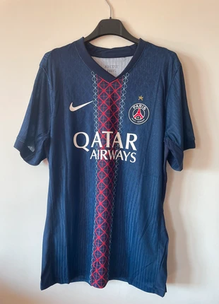 Psg Dembele 25/26, marke: PSG, zustand: Neu, mit Etikett, größe: L, 25,00 €, 26,95 € inklusive Vinted-Käuferschutz