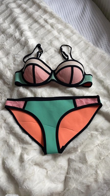 Triangl Bikini