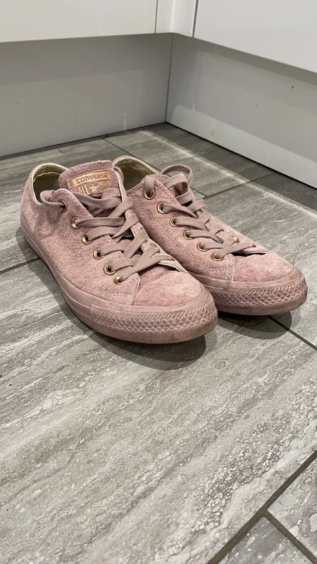 Rose gold clearance pink converse