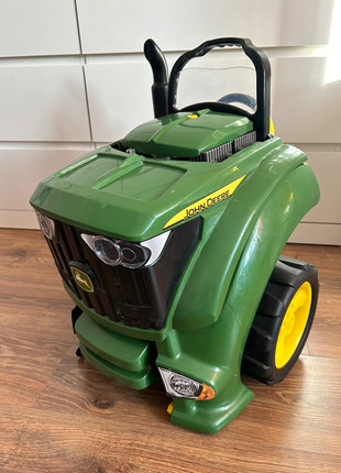 Obrázek k inzerátu: Traktor JOHN deere z silnikiem do rozkręcania