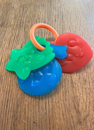 Bijtring NIEUW babyspeelgoed, merk: merkloos, staat: Nieuw zonder prijskaartje, maat: 6-9 maanden / 68 cm, € 1,50, € 2,28 inclusief Kopersbescherming