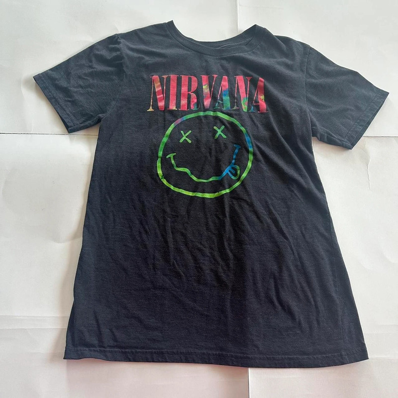 Nirvana Graphic tee- size large 1