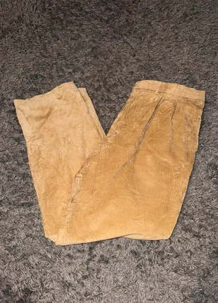 Pantalon En Velours Côtelé / Corduroy Cosserat beige coton cotelé coupe ample taille 50, merk: Vintage Dressing, staat: Heel goed, maat: W40 | FR 50, € 15,00, € 16,45 inclusief Kopersbescherming