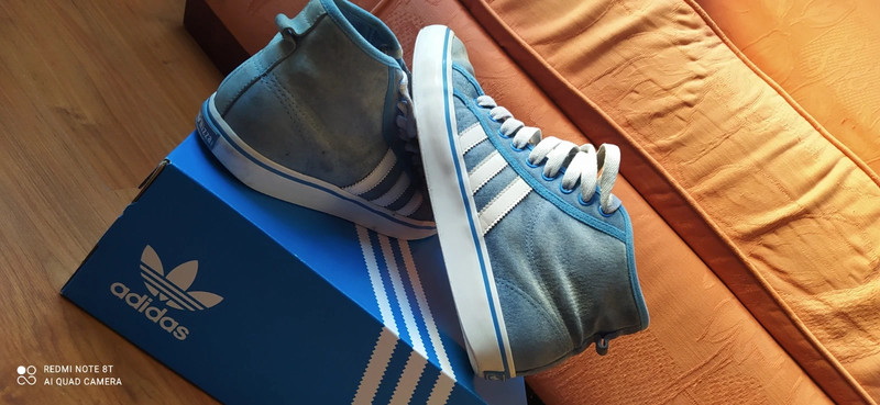 Rare chaussures Adidas mod le Nizza bleu clair Vinted