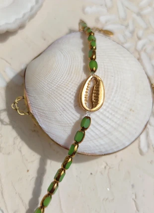 Bracelet à perles vertes et dorées et pendentif coquillage en acier inoxydable, brand: Fait Main, condition: New without tags, €10.00, €11.20 includes Buyer Protection Pro
