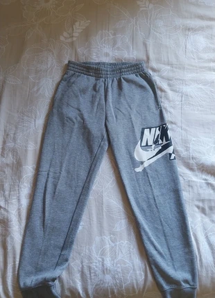 Jogging nike air jordan taille M, brand: Nike, condizioni: Ottime, taglia: M, €17.00, €18.55 include la Protezione acquisti