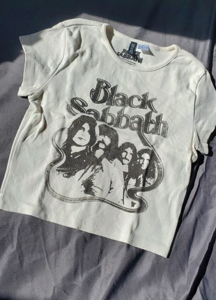 Tee-shirt H&M, brand: H&M, condition: Very good, size: XS / 34 / 6, €4.00, €4.90 includes Buyer Protection