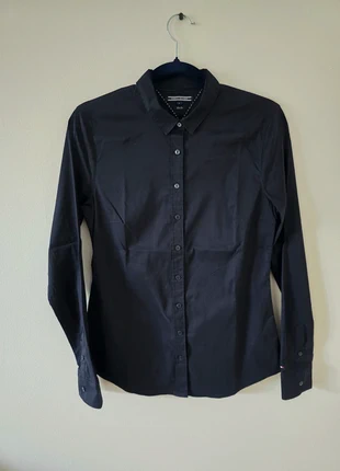 Chemise Tommy Hilfiger Femme 6/XS Bleue marine Classique Simple et élégante Casual Très bon état, brand: Tommy Hilfiger, condition: Very good, size: XS / 34 / 6, €19.80, €21.49 includes Buyer Protection