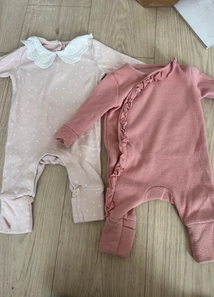2 roze boxpakjes, brand: Primark, condition: Satisfactory, size: 6-9 months / 68 cm, €1.00, €1.75 includes Buyer Protection