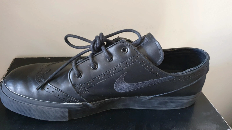 Nike janoski cuero hot sale