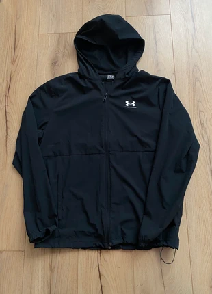 veste/coupe vent under armour noir taille M, marque: Under Armour, état: Très bon état, taille: M, 40,00 €, 42,70 € Protection acheteurs incluse