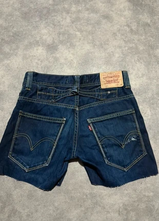 Short Levis 511 en Jean Marine Coupe Droite Frangé / Taille W31 L32 (40/42), merk: Levi's, staat: Heel goed, maat: W30 | FR 40, € 8,90, € 10,05 inclusief Kopersbescherming Pro
