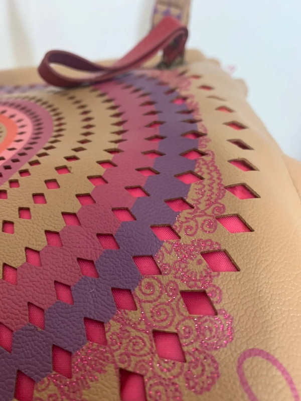 Bolso desigual rosa hotsell