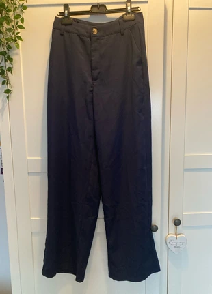 Tailoredfit pantalon met zakken, marque: Shein, état: Neuf sans étiquette, taille: S / 36 / 8, 1,00 €, 1,75 € Protection acheteurs incluse