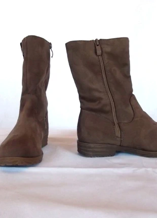 bottines pointure 34 , marque: Dorémi Paris, état: Neuf sans étiquette, taille: 34, 7,00 €, 8,05 € Protection acheteurs (Pro) incluse