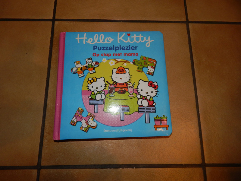 Hello Kitty Puzzelplezier Boek Vinted