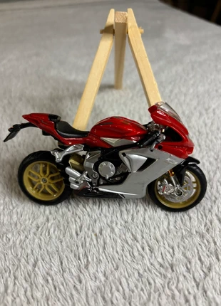 Miniature Moto MV Agusta F4 – Modèle de collection 1/18, marca: Maisto, estado: Bueno, 5,50 €, 6,48 € Protección al comprador incluida