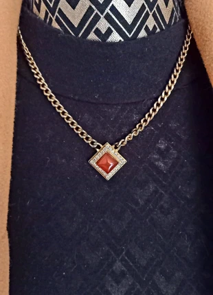 Collier fantaisie vintage doré maille large pendentif losange, marque: Vintage Chic, état: Satisfaisant, 6,00 €, 7,00 € Protection acheteurs (Pro) incluse