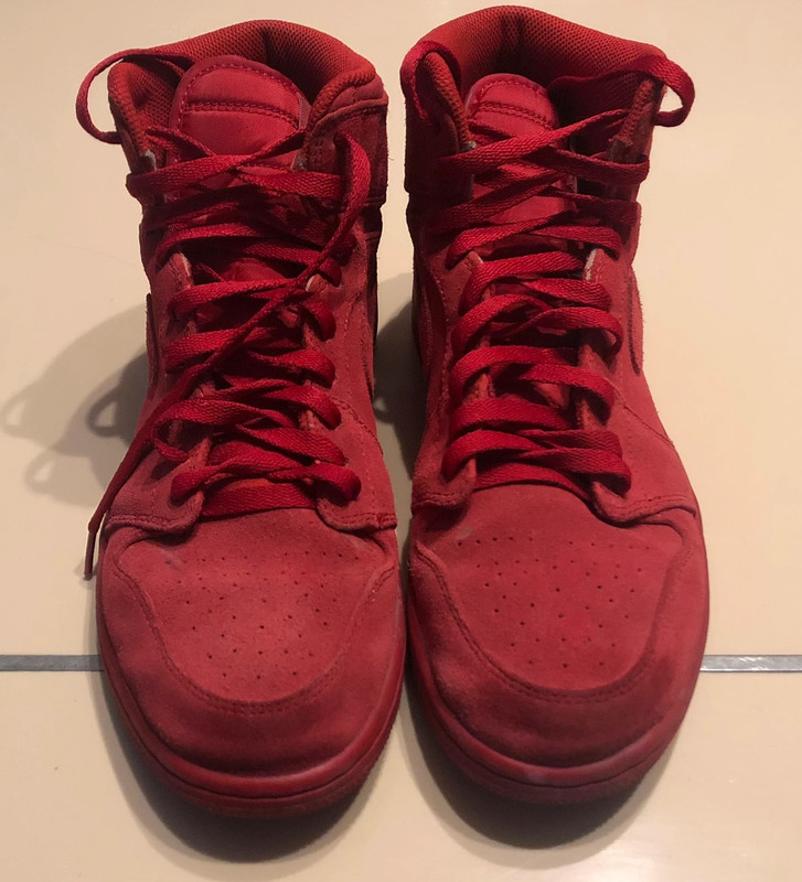 Red clearance suede 1s