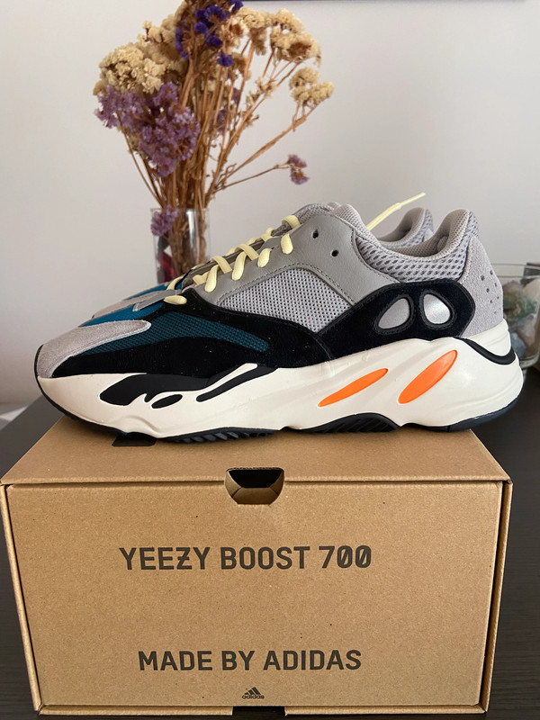 Yeezy boost 2025 700 6.5