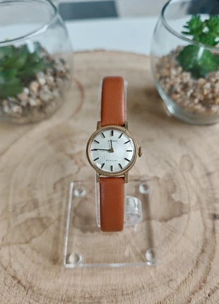 Montre vintage mécanique Tissot stylist plaquée or années 70 Femmes, marque: Tissot, état: Très bon état, taille: Jusqu'à 30 mm, 119,90 €, 126,60 € Protection acheteurs (Pro) incluse