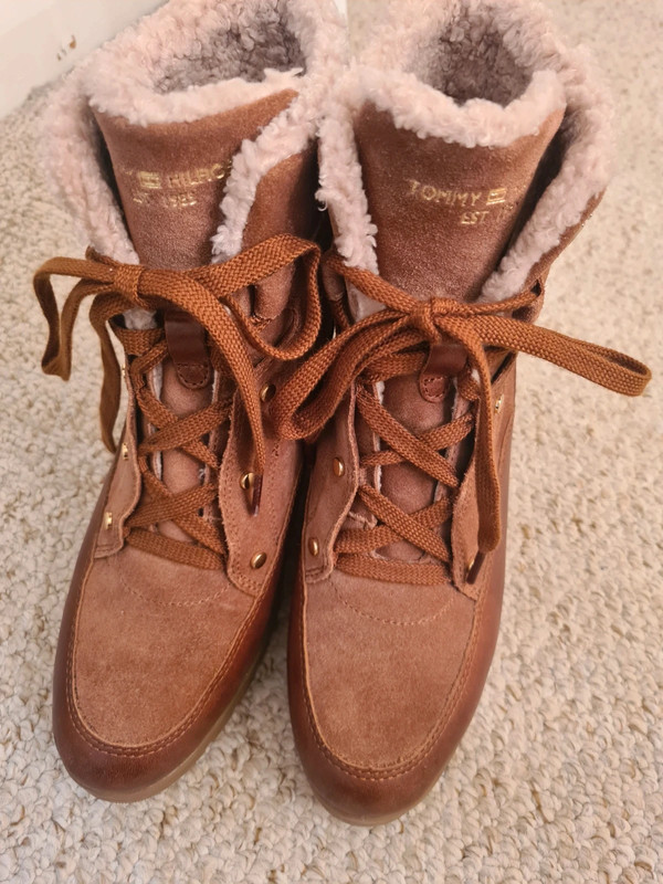 Hilfiger suede boots shop