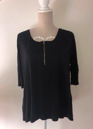 T-shirt Zara, marque: Zara, état: Très bon état, taille: M / 38 / 10, 3,00 €, 3,85 € Protection acheteurs incluse