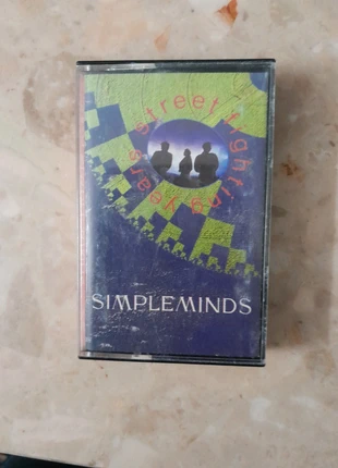 Cassette audio Simpleminds, Street fighting years, zustand: Gut, 1,80 €, 2,59 € inklusive Vinted-Käuferschutz
