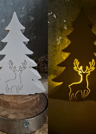 Kerstboom met hert en licht, merk: IMHome3Deco, staat: Heel goed, € 6,50, € 7,53 inclusief Kopersbescherming Pro