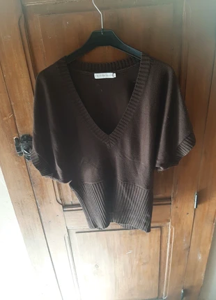 Pull manches courtes , merk: Cache Cache, staat: Heel goed, maat: M / 38 / 10, € 1,00, € 1,75 inclusief Kopersbescherming