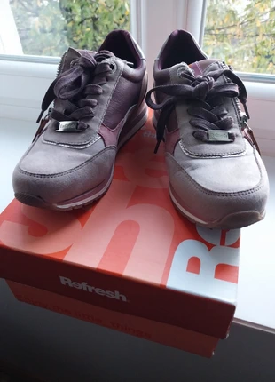 Très jolies baskets Refresh, marque: Refresh, état: Très bon état, taille: 37, 30,00 €, 32,20 € Protection acheteurs incluse