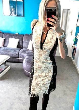 🌺Robe en dentelle noire et crème – Taille S/M🌺, condizioni: Ottime, taglia: S / IT 40 / EU 36, €12.00, €13.30 include la Protezione acquisti Pro