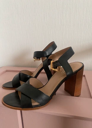 Talons noir minelli, brand: Minelli, condition: Very good, size: 38, €50.00, €53.20 includes Buyer Protection