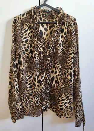 Blusa animal print 40/L, brand: C&A, condizioni: Ottime, taglia: L / IT 44 / EU 40, €3.00, €3.85 include la Protezione acquisti