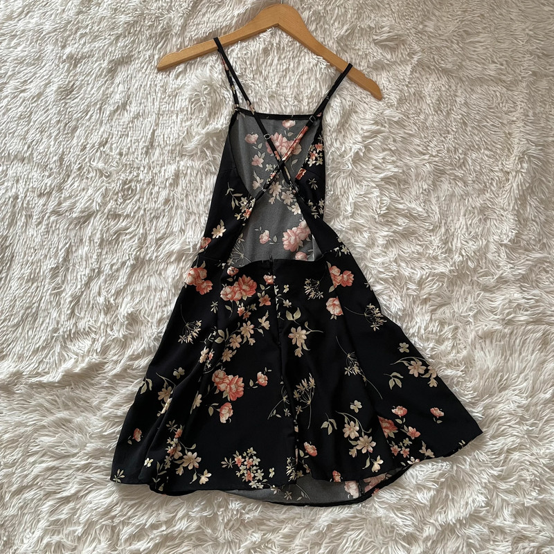 Brandy Melville rare black floral Kirsten dress 3