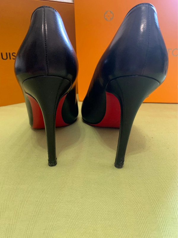 Scarpe Louboutin 38.5 Vinted