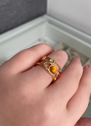 Bague dorée à pierres de couleurs, merk: Tendance, staat: Heel goed, maat: Aanpasbaar, € 9,50, € 10,68 inclusief Kopersbescherming