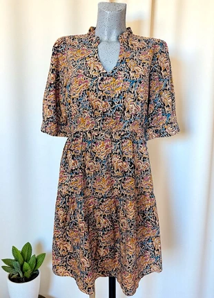 Robe courte en coton imprimé ocre - Hyvi, marque: Maison 123, état: Très bon état, taille: L / 40 / 12, 35,00 €, 37,45 € Protection acheteurs incluse