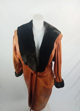 Manteau cuir - leather coat - ledermantel - abrigo de cuero - leren jas - cappotto in pelle, staat: Goed, maat: L / 40 / 12, € 55,00, € 58,45 inclusief Kopersbescherming