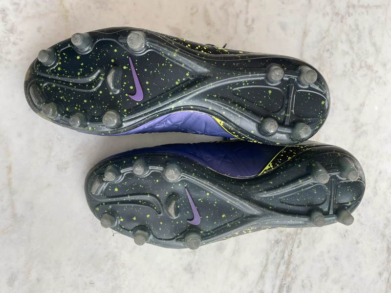 Scarpini hypervenom sales