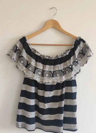 Tee-shirt à volant, marke: Kiabi, zustand: Neu, größe: XL / 42 / 14, 3,50 €, 4,38 € inklusive Vinted-Käuferschutz