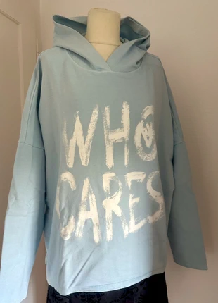 Long Kapuzensweat Gr. 42-46 Onesie "Who Cares", brand: Made In Italy, condizioni: Nuovo senza cartellino, taglia: XXL / IT 48 / EU 44, €10.00, €11.20 include la Protezione acquisti