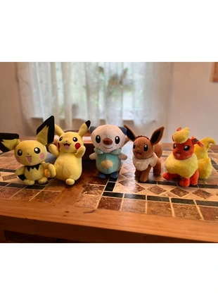 5 süße Pokémons, merk: Pokémon, staat: Heel goed, maat: Universeel, € 35,00, € 37,45 inclusief Kopersbescherming