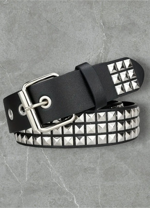 Ceinture y2k Streetwear Punk | Argent/Noir | Très bon état | 90cm, marque: y2k, état: Très bon état, taille: 90 cm, 12,00 €, 13,30 € Protection acheteurs incluse