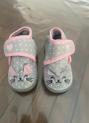 Chaussons à scratch enfant chat pointure 24, estado: Bom, tamanho: 24, €2.00, €2.80 inclui Proteção do Comprador