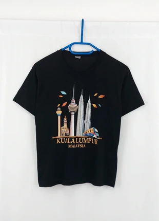 Souvenir T-shirt Vintage Y2K Kuala Lumpur Malaysia, marque: Vintage Dressing, état: Bon état, taille: S / 36 / 8, 13,00 €, 14,35 € Protection acheteurs incluse