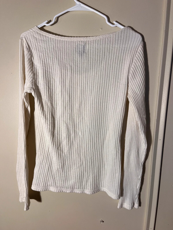 Cream Vintage gap long sleeve 2