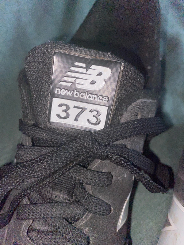 New balance 373