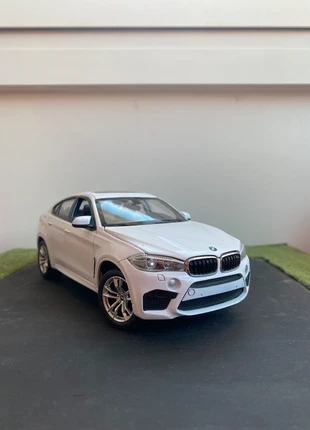 BMW X6M Rastar 1/24, marque: Rastar, état: Neuf sans étiquette, taille: Taille unique, 20,00 €, 21,70 € Protection acheteurs incluse